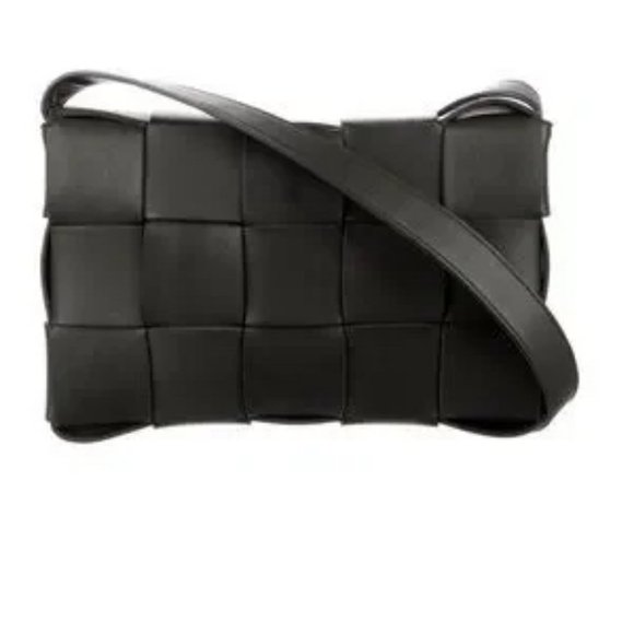 Bottega Veneta Handbags - New Bottega Veneta cassette BLACK